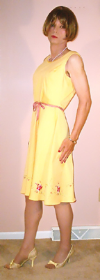 Yellow dress side view